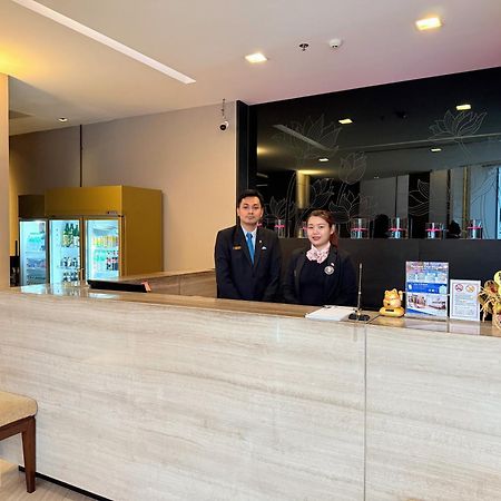 Civic Horizon Hotel & Residence Бангкок Экстерьер фото